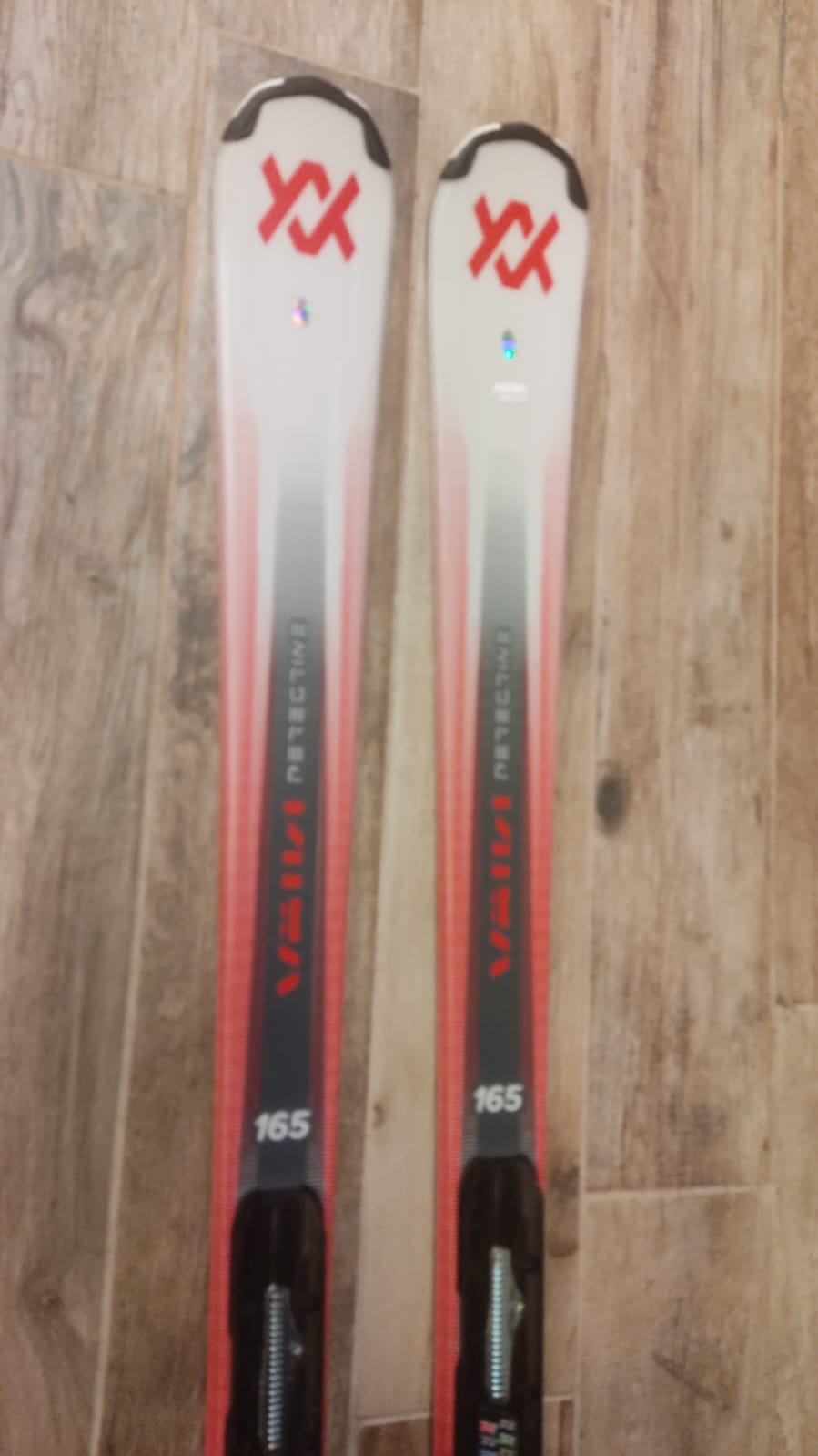 Sci Carve All Mountain VOLKL PEREGRINE 7.2 + VMOTION 10 165 Cm. Esposizione 2027